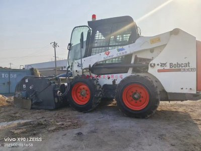 山猫清扫车